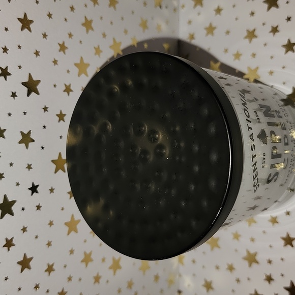 Brand new Scentsational Sippin' Cider soy candle - Picture 3 of 5